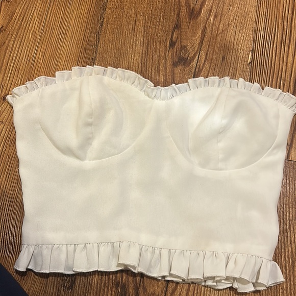 White Superdown Revolve Girly ruffle corset top size small. Laney Bustier top - Picture 7 of 7